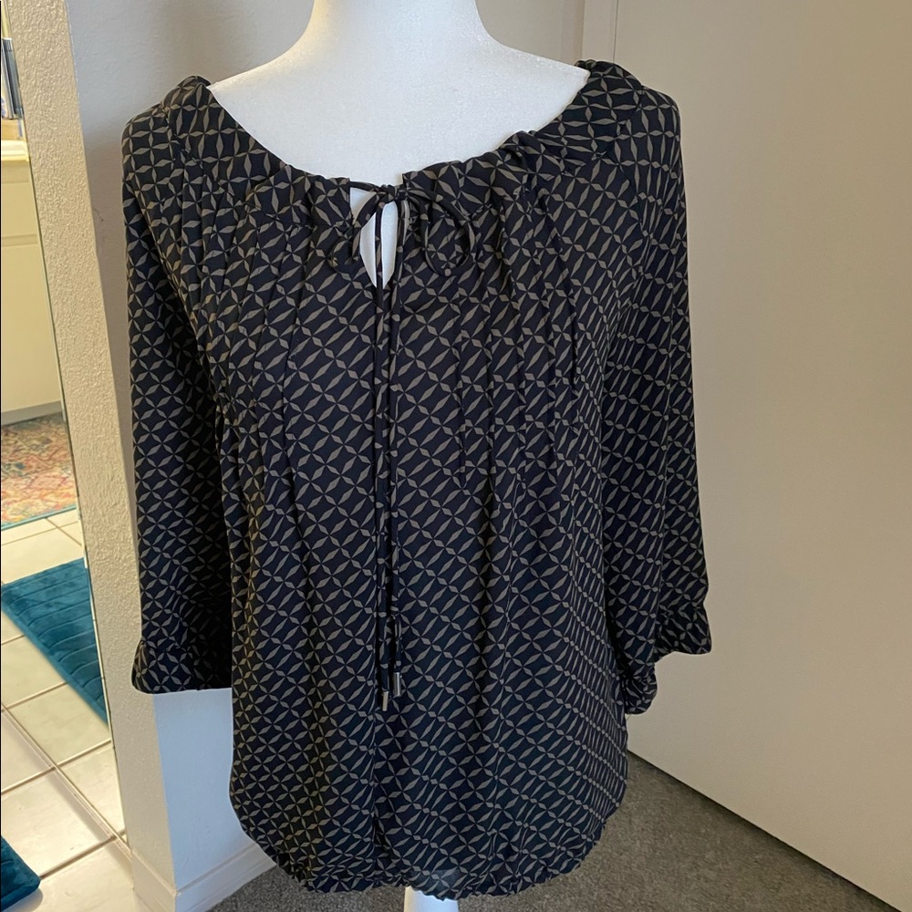 Banana Republic Keyhole Blouse
